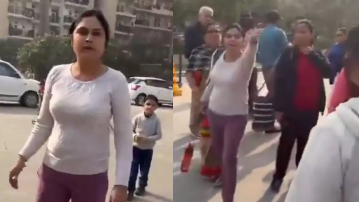 बेटे से लड़ने वाले बच्‍चे को महिला ने जड़ा थप्‍पड़, वीडियो बना रहे पड़ोसी को भी पीटा; Video वायरल