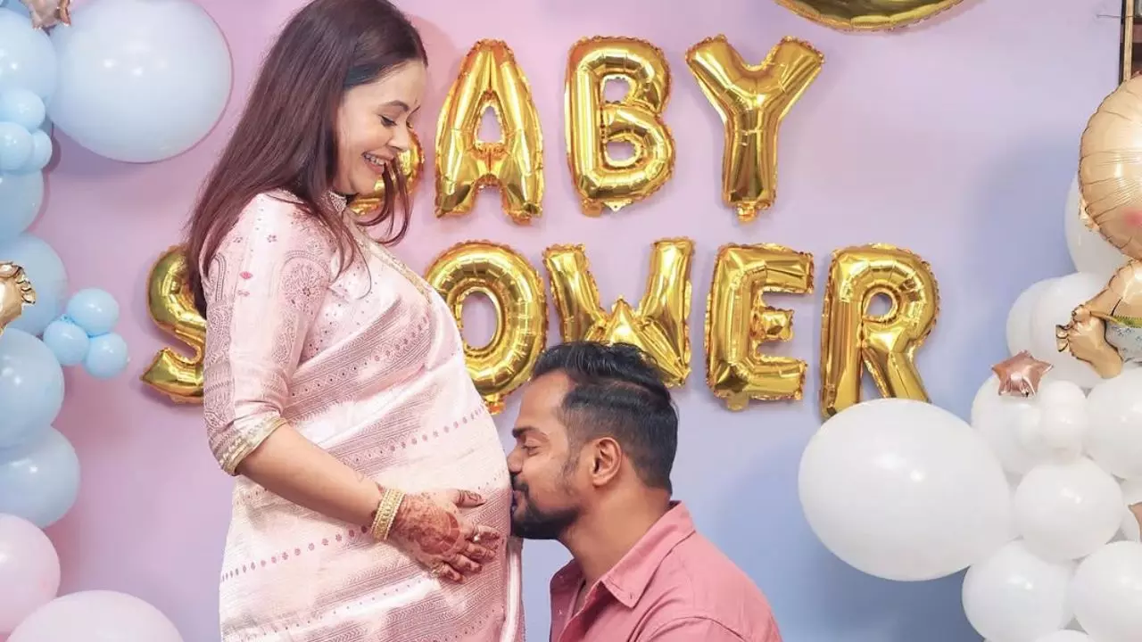 गोपी बहू बनीं मां, 39 की उम्र में दिया बेटे को जन्म, इंस्टाग्राम पर शेयर की खुश खबरी