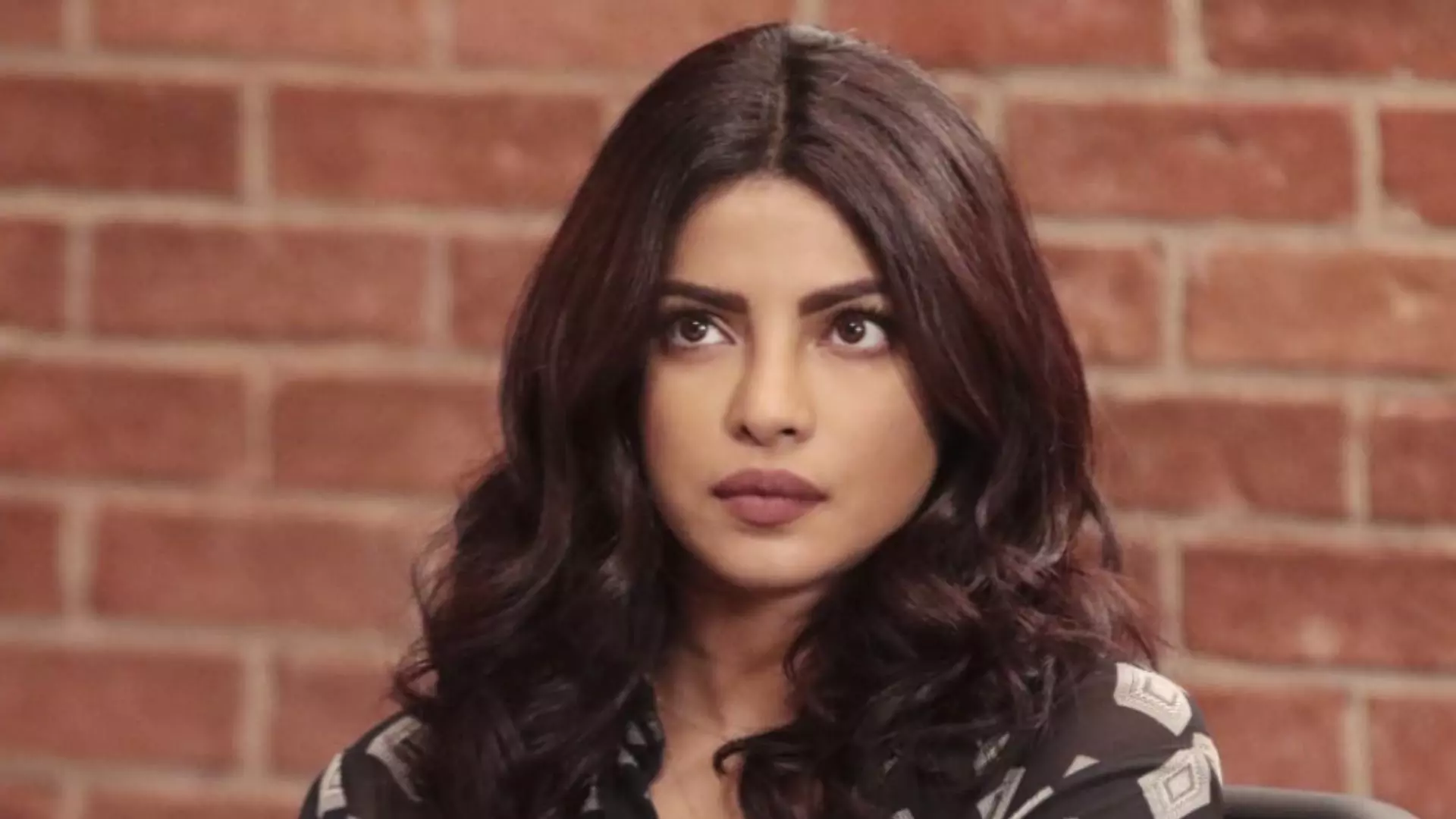 हॉलीवुड की इस एक्ट्रेस की तरह दिखना चाहती थी Priyanka Chopra, गलत सर्जरी से उठाना पड़ा था भारी नुकसान हॉलीवुड की इस एक्ट्रेस की तरह दिखना चाहती थी Priyanka Chopra, गलत सर्जरी से उठाना पड़ा था भारी नुकसान