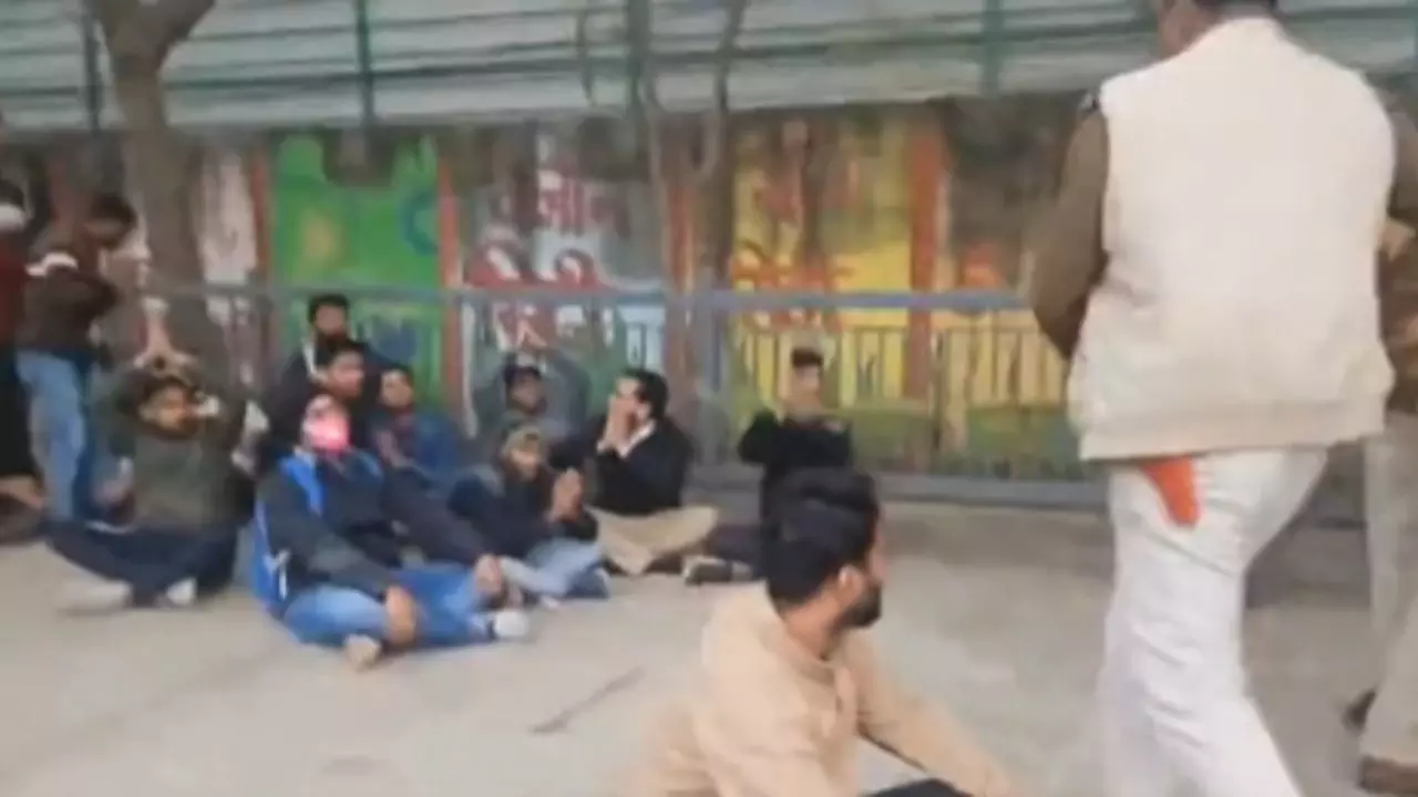 BPSC अभ्यर्थियों पर क्यों हुआ लाठी चार्ज? छात्र बोले- पुलिस बिना कुछ सुने कर रही पिटाई