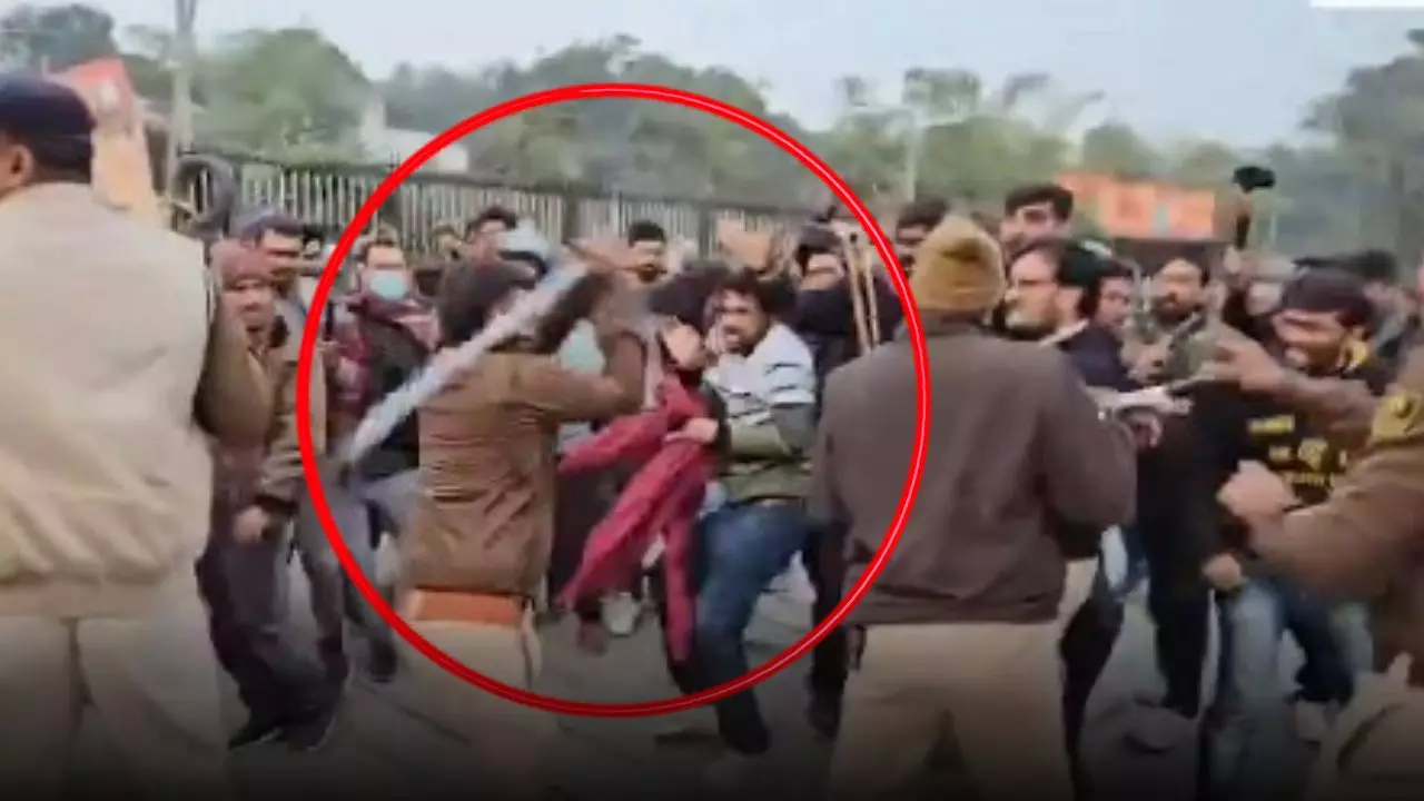 BPSC छात्रों पर लाठी चार्ज के बाद सियासी संग्राम, प्रोटेस्ट में अब तक क्या-क्या