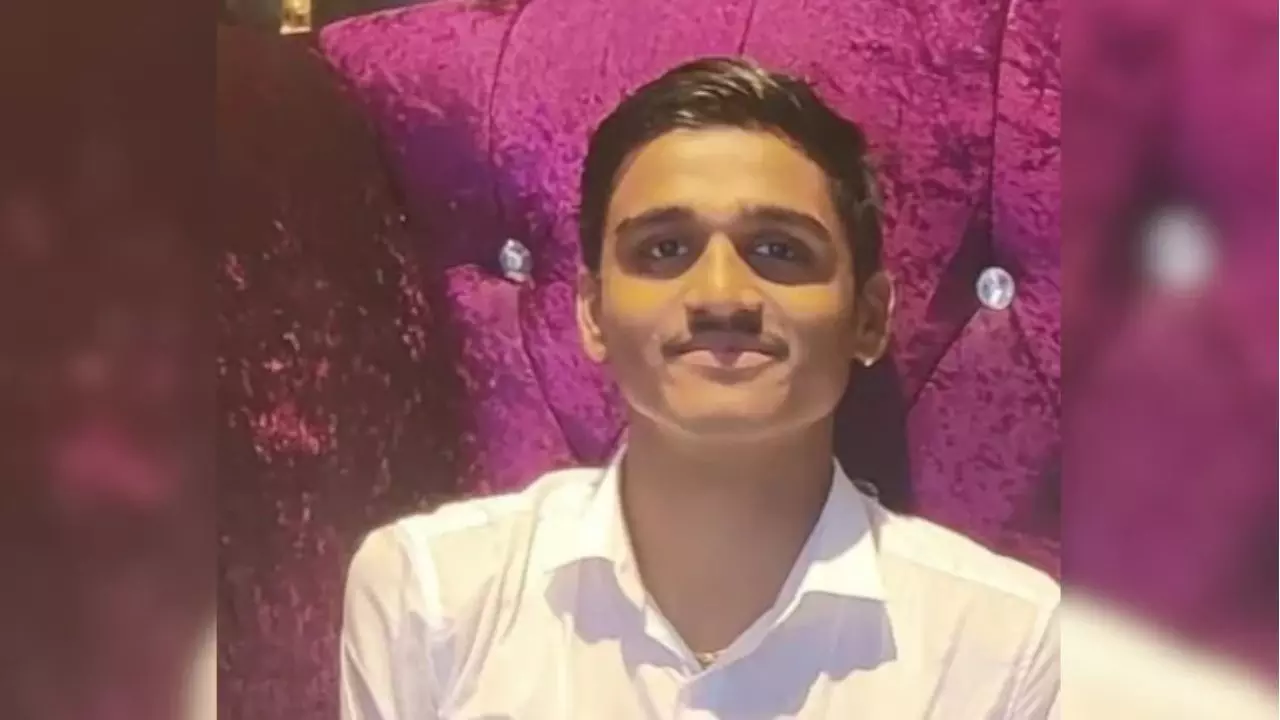 गर्लफ्रेंड को 4 BHK का फ्लैट, इस तरह किया 21 करोड़ का स्कैम; पढ़ें 13 हजार सैलरी पाने वाले युवक के करनामे