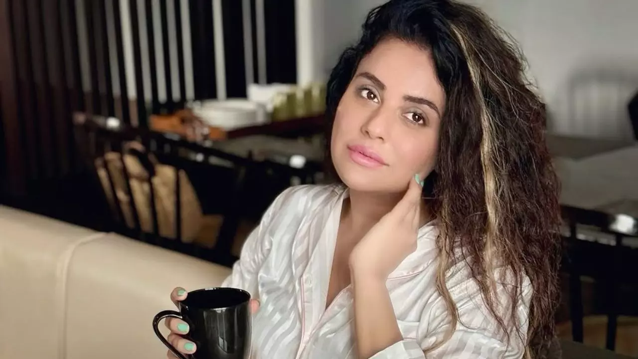 Bigg Boss 18: सारा अरफीन खान ने करण को दी लीगल एक्शन लेने की धमकी, नेटिजेंस ने क्रैक किया फॉर्मूला