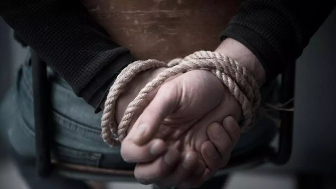 प्लॉट दिखाने गया डीलर हुआ किडनैप, आरोपियों ने फिरौती में मांगे एक करोड़; ऐसे हुए गिरफ्तार