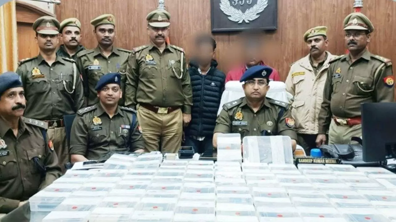 फिक्स सैलरी, तीन महीने की ट्रेनिंग, रहना खाना मुफ्त; UP पुलिस ने चोरों के गैंग का किया पर्दाफाश फिक्स सैलरी, तीन महीने की ट्रेनिंग, रहना खाना मुफ्त; UP पुलिस ने चोरों के गैंग का किया पर्दाफाश