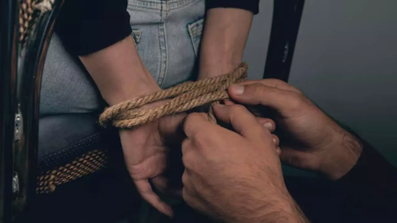 इलाज के लिए राजस्थान से झारखंड पहुंची महिला, हुई किडनैप; परिजनों को दोस्त पर है शक