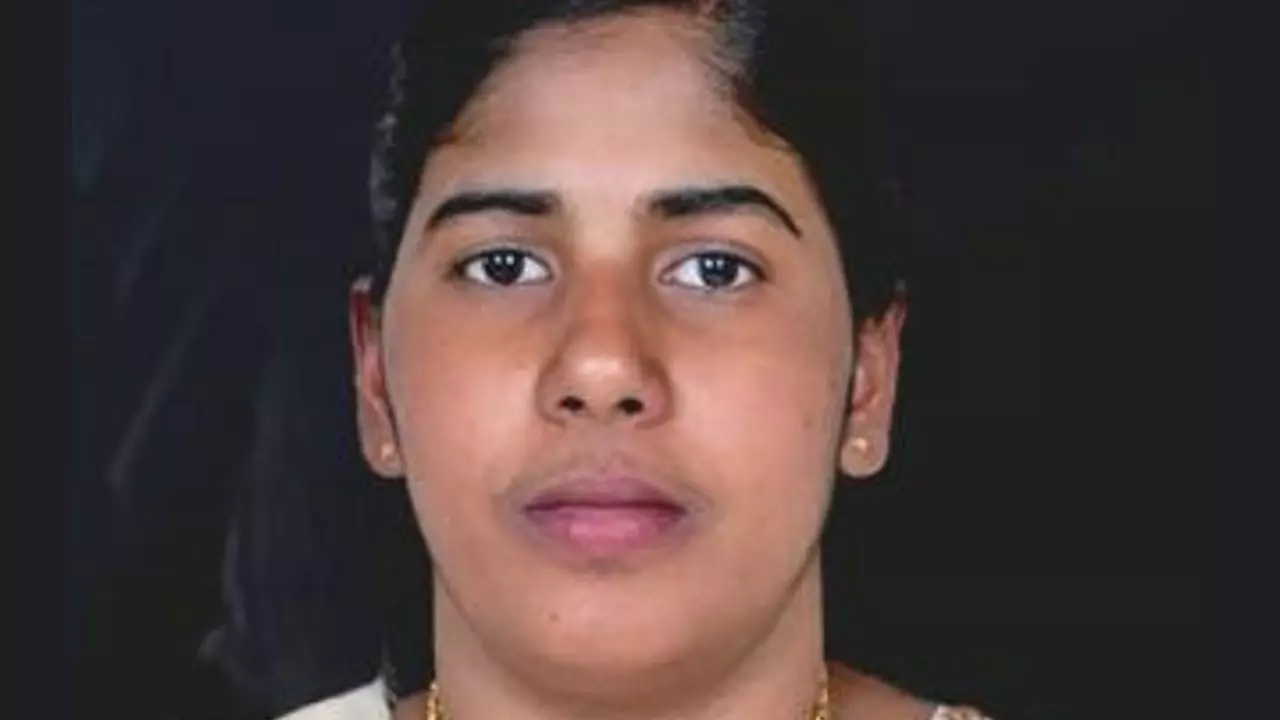 आखिर क्या थी नर्स निमिषा प्रिया की गलती जिसके कारण यमन सरकार ने सुनाई मौत की सजा? आखिर क्या थी नर्स निमिषा प्रिया की गलती जिसके कारण यमन सरकार ने सुनाई मौत की सजा?