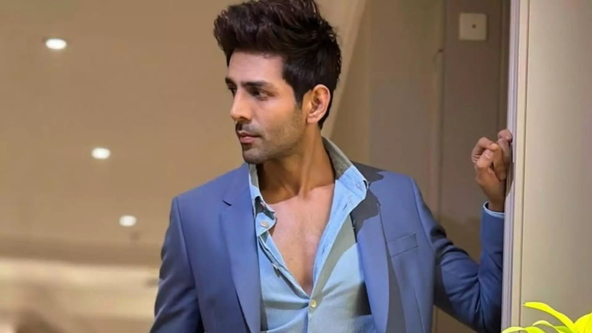 Kartik Aaryan बने मुंबई में दो नए आशियानों के मालिक, पहले से ही है एक्टर के पास इतनी प्रॉपर्टी? Kartik Aaryan बने मुंबई में दो नए आशियानों के मालिक, पहले से ही है एक्टर के पास इतनी प्रॉपर्टी?