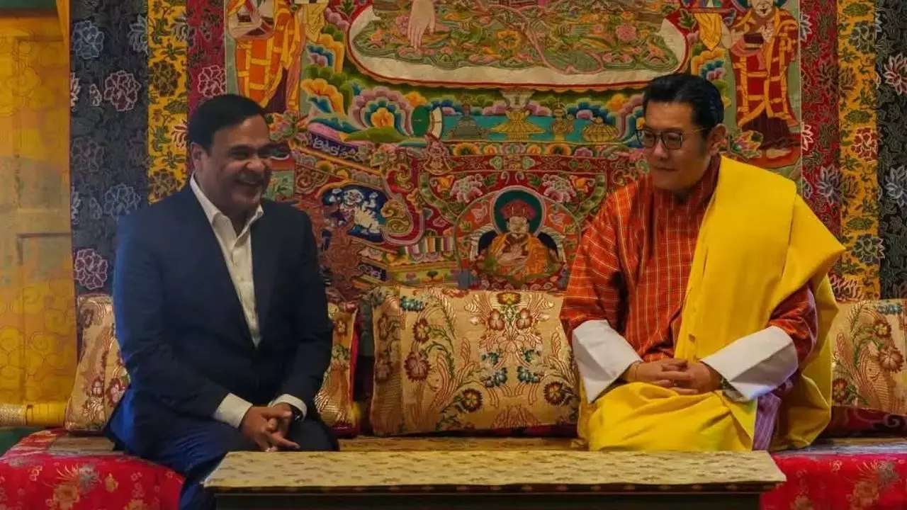 असम से भूटान के बीच चलेगी ट्रेन, सीएम सरमा ने कहा- जल संसाधनों के उपयोग को मिली हरी झंडी असम से भूटान के बीच चलेगी ट्रेन, सीएम सरमा ने कहा- जल संसाधनों के उपयोग को मिली हरी झंडी