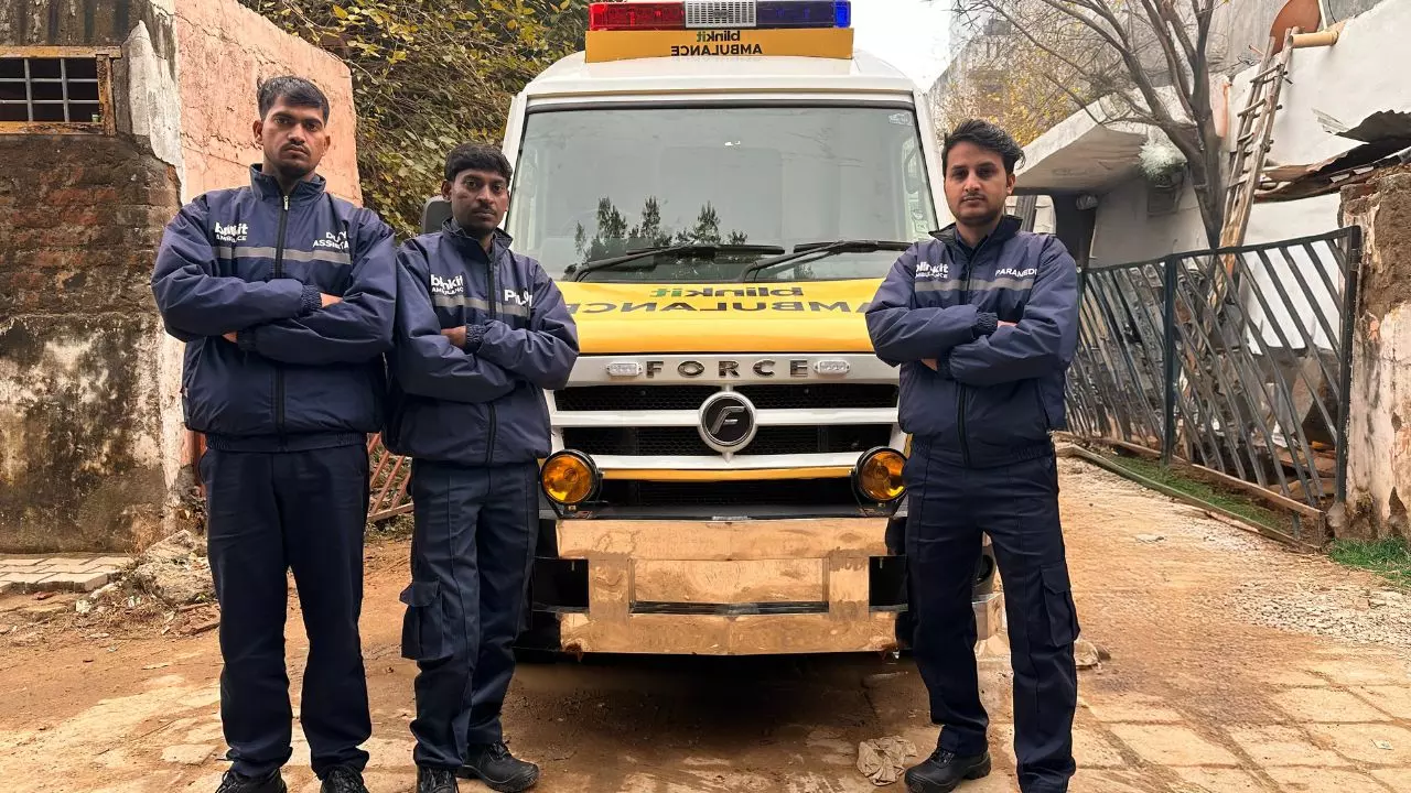 अब Blinkit 10 मिनट में घर पहुंचाएगा एम्बुलेंस, कंपनी ने गुरुग्राम में शुरू की सर्विस