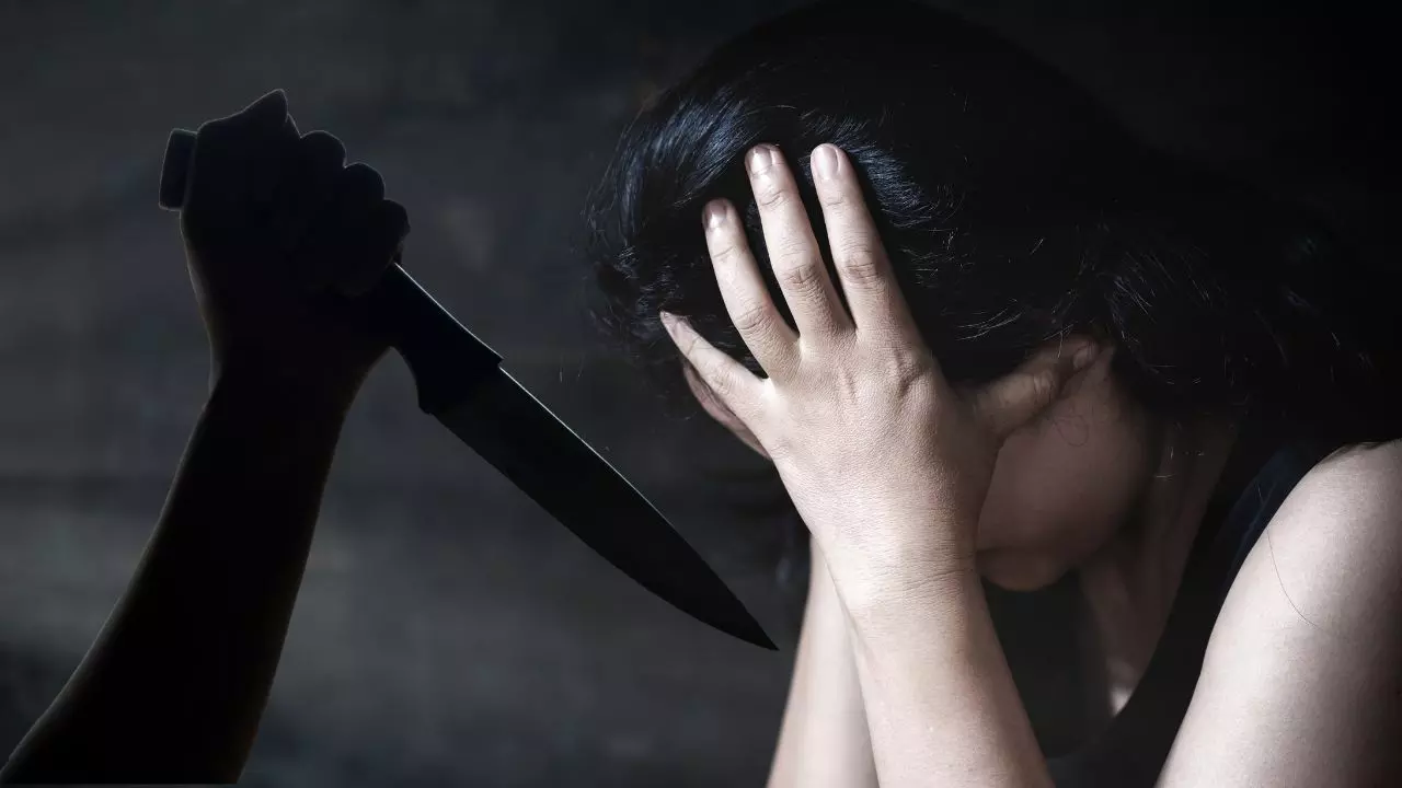 झोला छाप डॉक्टर बना हैवान! महिला से रेप की कोशिश फेल होने पर किया बुरा हाल