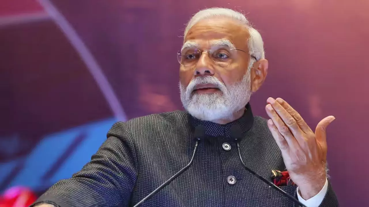 दिल्ली में BJP के चुनावी अभियान का आगाज; पीएम मोदी आज कई विकास परियोजनाओं की सौगात देंगे