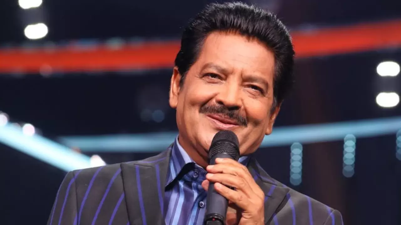 बॉलीवुड सिंगर Udit Narayan की बिल्डिंग में लगी आग, बुजुर्ग की हुई मौत