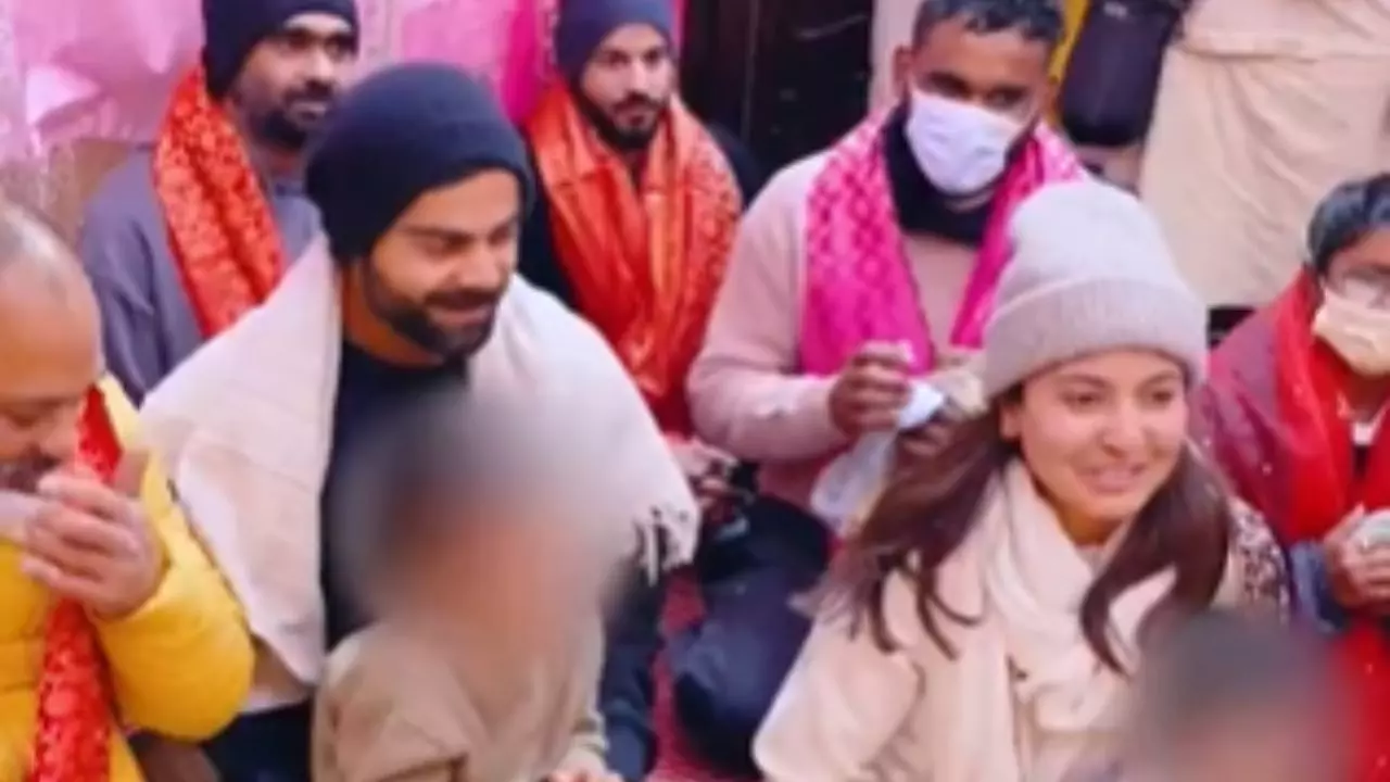 कुछ सवाल लेकर आए थे, ऑस्‍ट्रेलिया में नहीं चला बल्‍ला, प्रेमानंद महाराज की शरण में पहुंचे विराट-अनुष्का