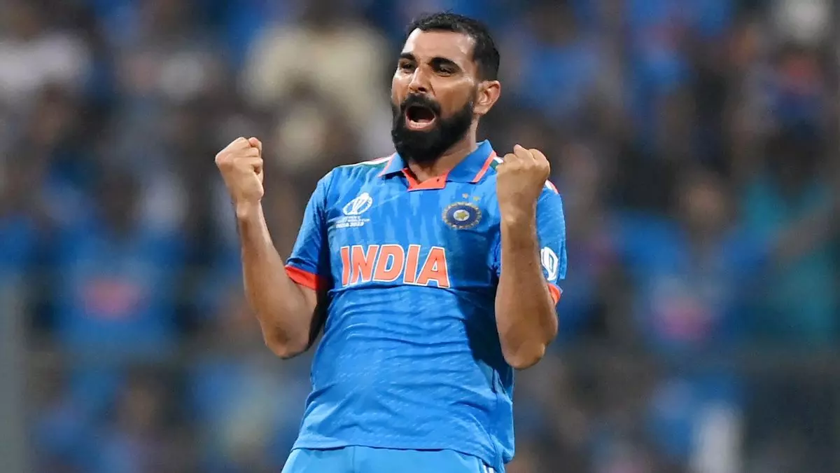 शमी की वापसी, अक्षर पटेल बने वाइस कैप्टन... इंग्लैंड के खिलाफ T20 सीरीज के लिए भारतीय टीम का एलान शमी की वापसी, अक्षर पटेल बने वाइस कैप्टन... इंग्लैंड के खिलाफ T20 सीरीज के लिए भारतीय टीम का एलान