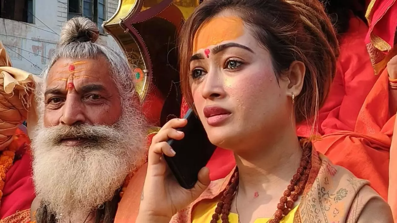 इतनी सुंदर हैं आप फिर भी... महाकुंभ में इस साध्‍वी को देख सोशल मीडिया पर आ रहे गजब के रिएक्‍शन