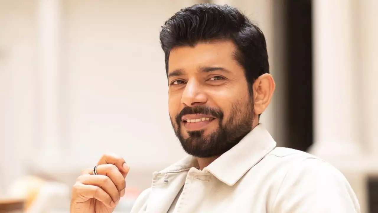 Vineet Kumar Singh ने बताया कैसे इंडस्ट्री में काम करती हैं प्रिविलेज, Alia Bhatt से जुड़ा शेयर किया किस्सा