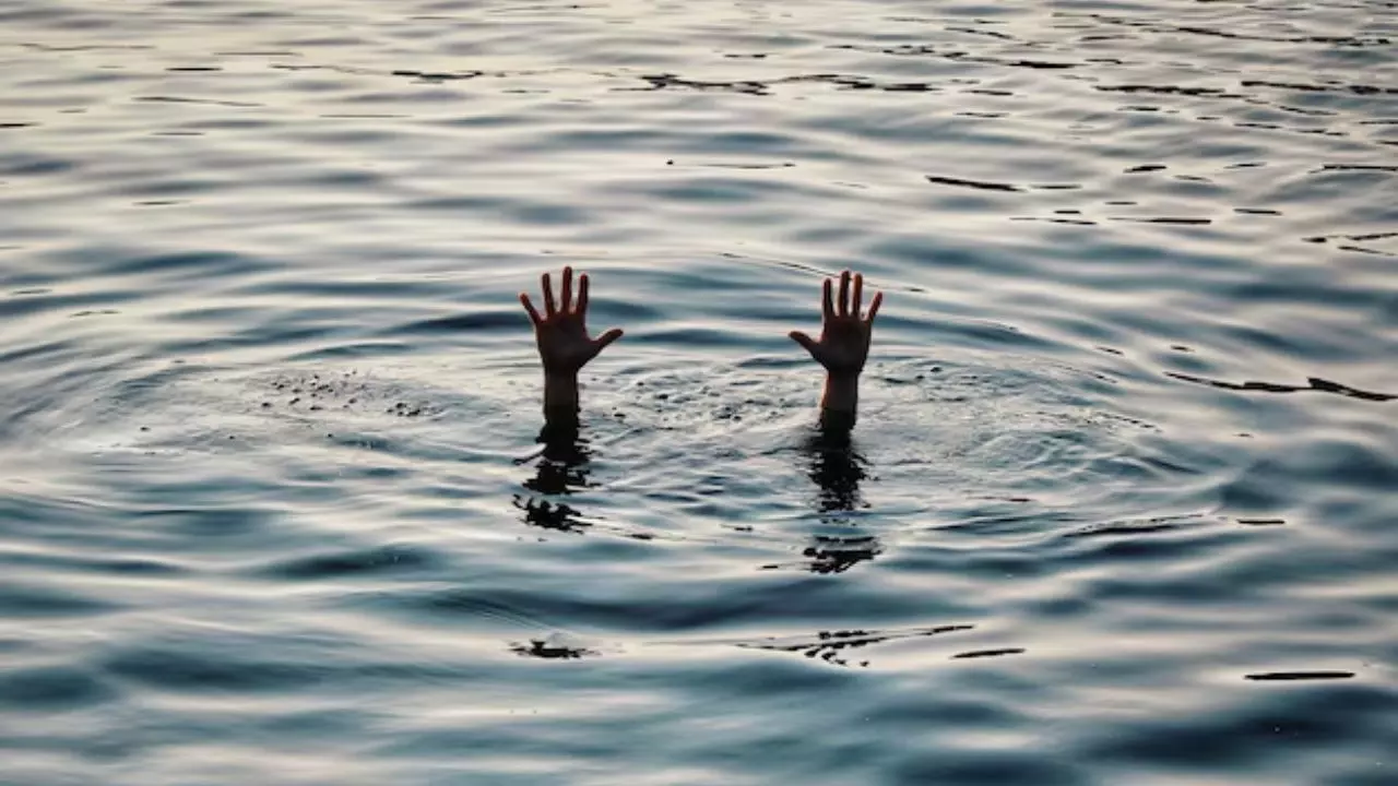 मां ने 4 बच्चों संग लगाई नहर में छलांग, हुई दर्दनाक मौत, आखिर महिला ने क्यों उठाया ये कदम