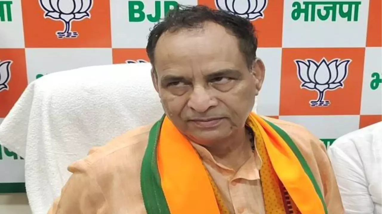 गैंगरेप के आरोप में फंसे हरियाणा BJP अध्यक्ष, मोहन लाल बडौली पर FIR दर्ज गैंगरेप के आरोप में फंसे हरियाणा BJP अध्यक्ष, मोहन लाल बडौली पर FIR दर्ज