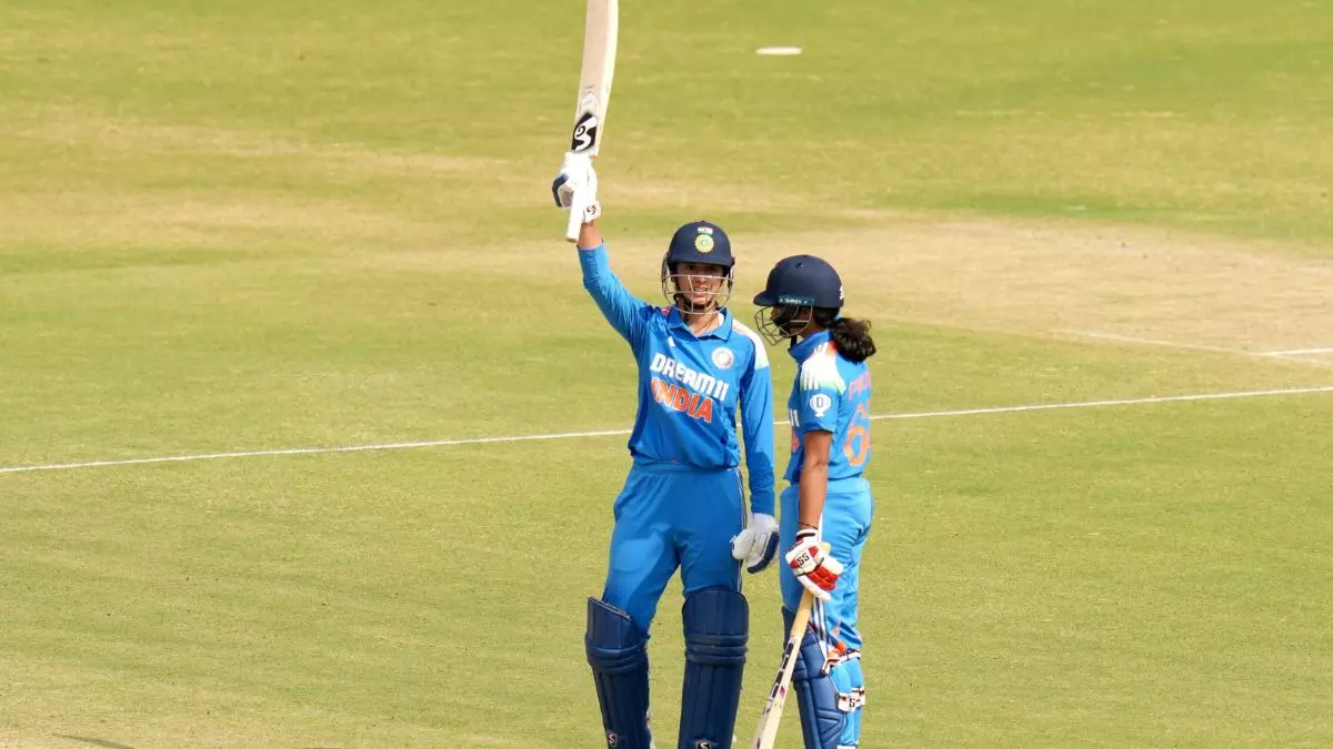 Smriti Mandhana ने रचा इतिहास, भारत की तरफ से पहली बार किया यह बड़ा कारनामा Smriti Mandhana ने रचा इतिहास, भारत की तरफ से पहली बार किया यह बड़ा कारनामा