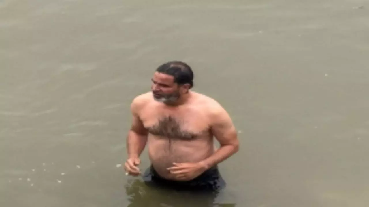 जन सुराज प्रमुख प्रशांत किशोर ने 14 दिन बाद तोड़ा अनशन, गंगा में लगाई डुबकी; कहा- जल्द होगा सत्याग्रह