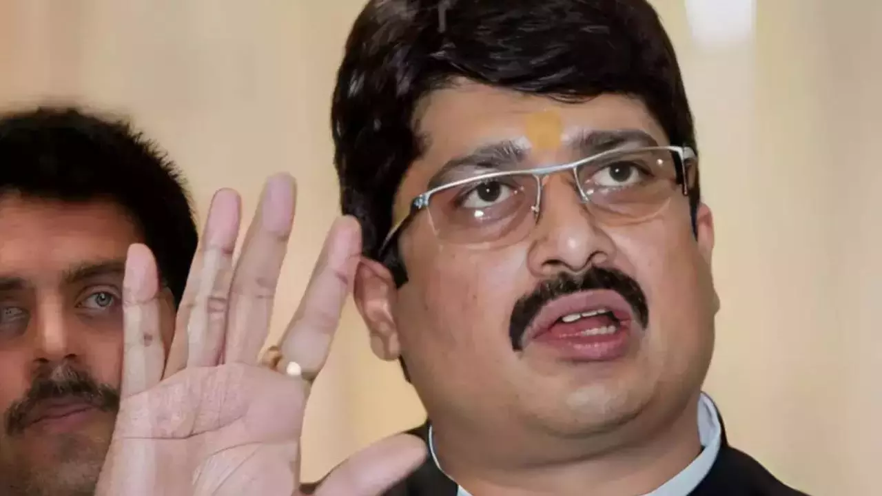आधे हिंदू एक झटके में खत्म... इस्लाम सीखने की जरूरत; आखिर ऐसा क्यों बोले राजा भैया?