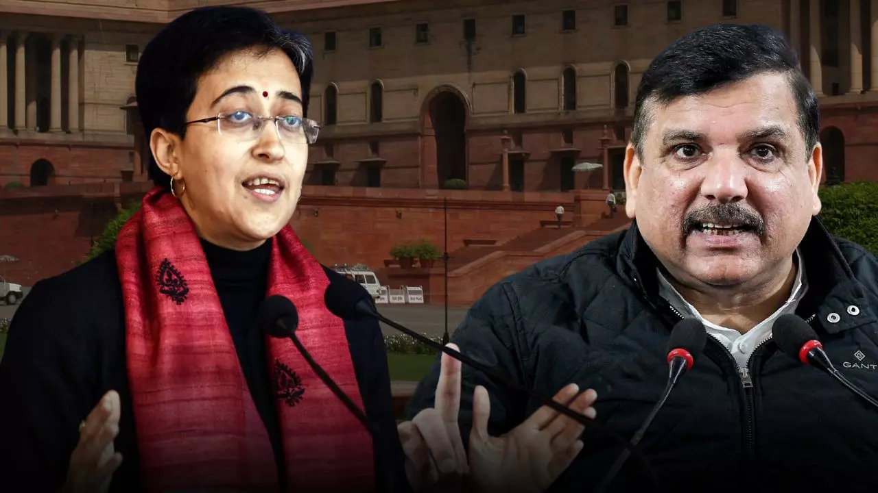 कौन है केजरीवाल का हमलावर? CM आतिशी का दावा - जान से मारने की साजिश, BJP पर लगाए गंभीर आरोप कौन है केजरीवाल का हमलावर? CM आतिशी का दावा - जान से मारने की साजिश, BJP पर लगाए गंभीर आरोप