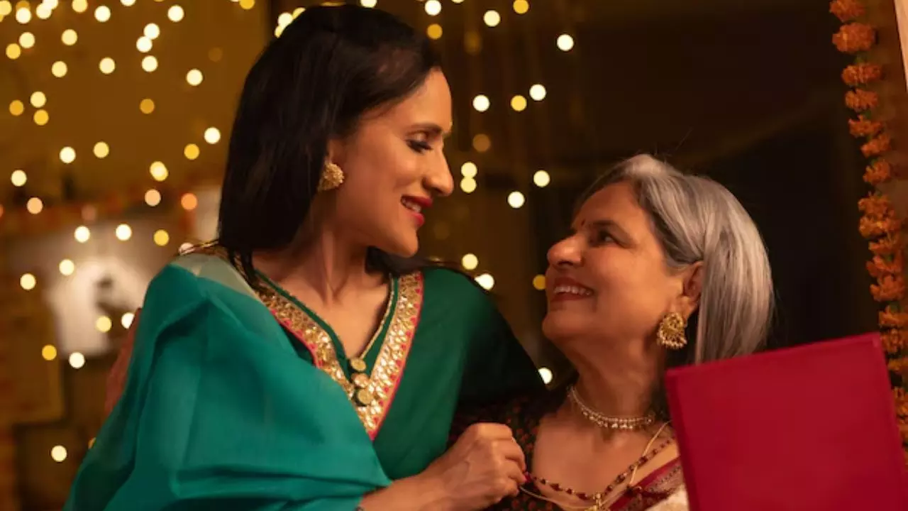 Relationship Tips: सास करने लगेगी बेटी जैसा प्यार, बस बहू रखे इन बातों का ध्यान