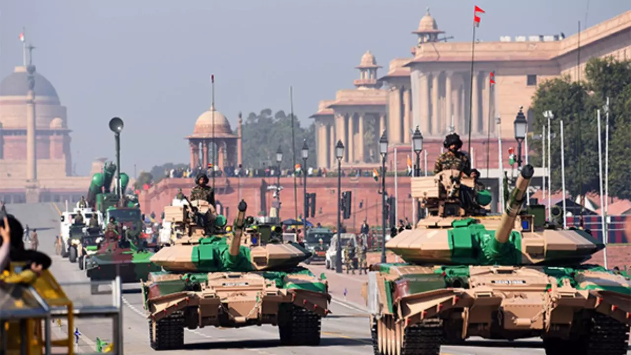 Republic Day 2025: 26 जनवरी ही क्यों चुनी गई तारीख, परेड से जुड़ी ये बातें नहीं जानते होंगे आप Republic Day 2025: 26 जनवरी ही क्यों चुनी गई तारीख, परेड से जुड़ी ये बातें नहीं जानते होंगे आप