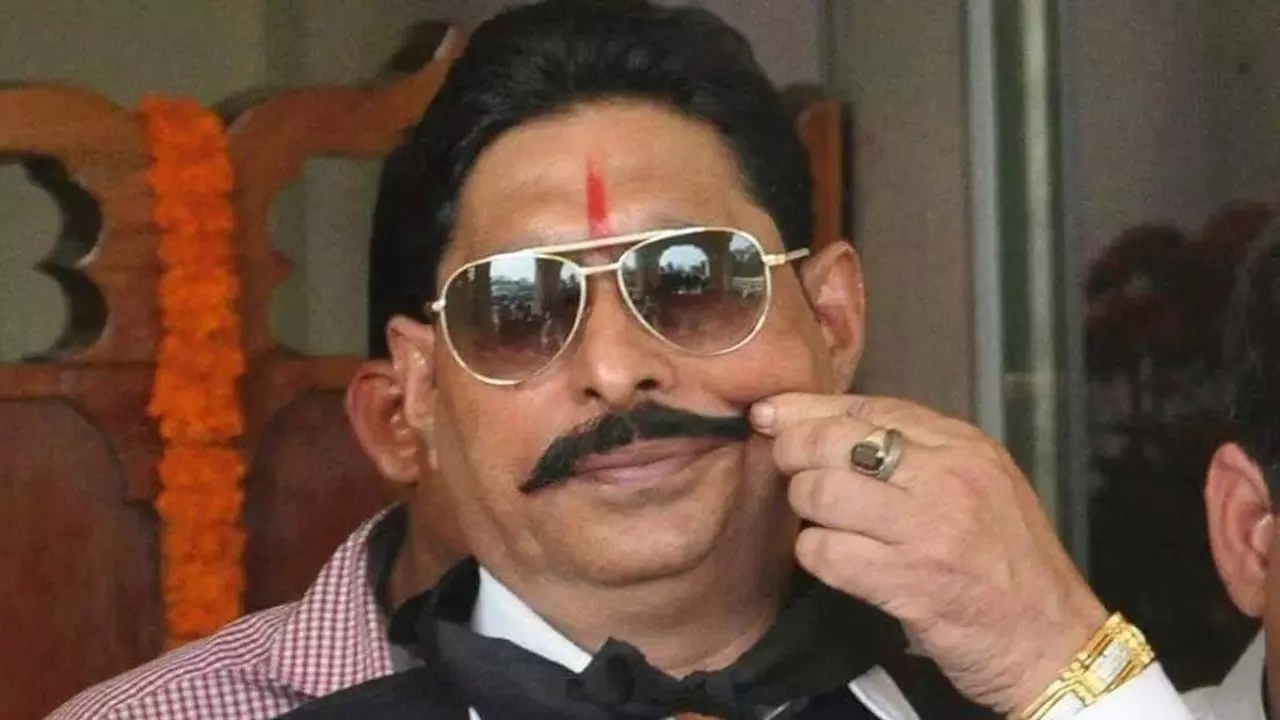 मोकामा फायरिंग मामले में पूर्व विधायक अनंत सिंह ने बाढ़ कोर्ट में किया सरेंडर, भेजे जाएंगे बेउर जेल