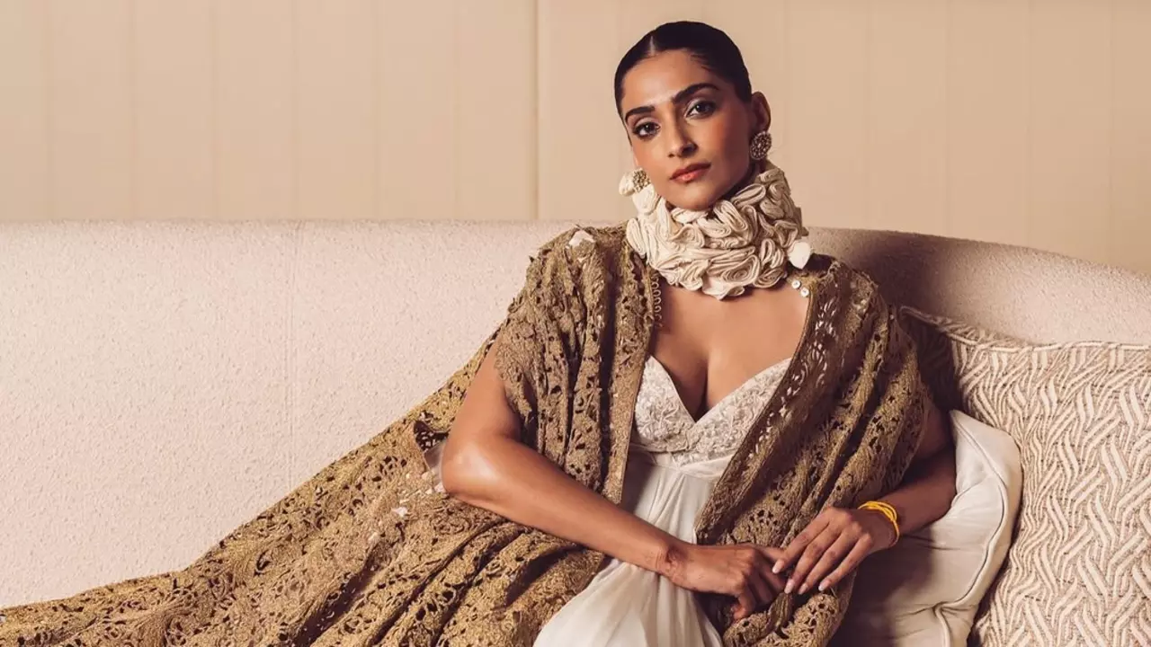 फैशन क्वीन Sonam Kapoor को है मेकअप के मामले में इस चीज से नफरत