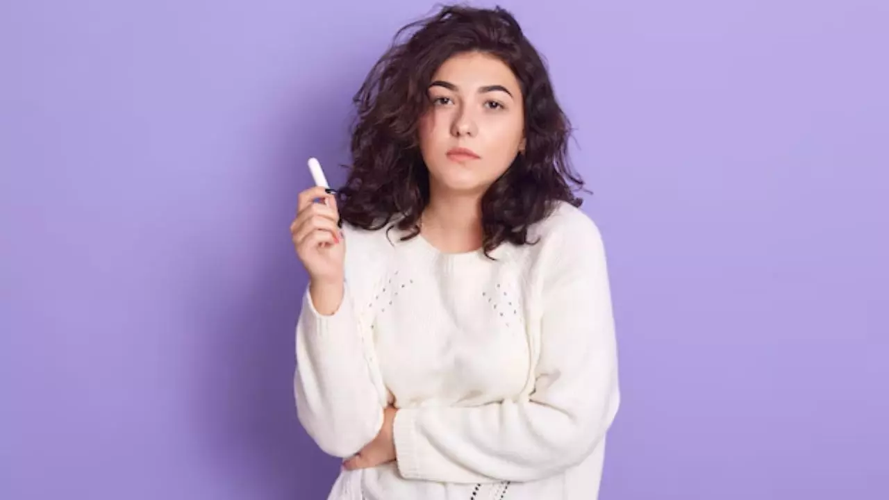 क्यों होते हैं Irregular Periods? जानें इस परेशानी को कम करने के आसान टिप्स क्यों होते हैं Irregular Periods? जानें इस परेशानी को कम करने के आसान टिप्स