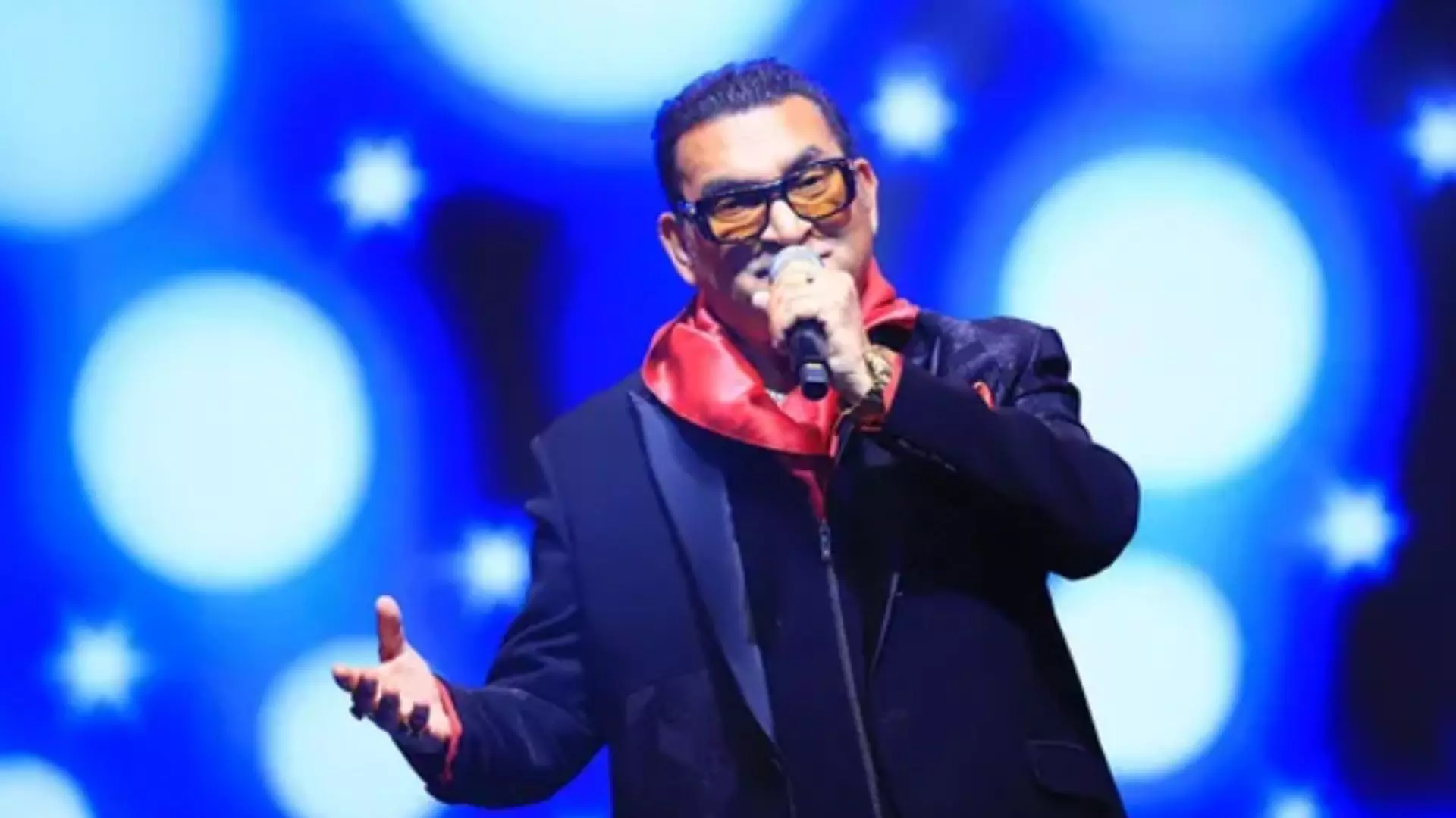 Abhijeet Bhattacharya के खिलाफ दर्ज हुई शिकायत, महात्मा गांधी को बताया था पकिस्तान का राष्ट्रपिता Abhijeet Bhattacharya के खिलाफ दर्ज हुई शिकायत, महात्मा गांधी को बताया था पकिस्तान का राष्ट्रपिता