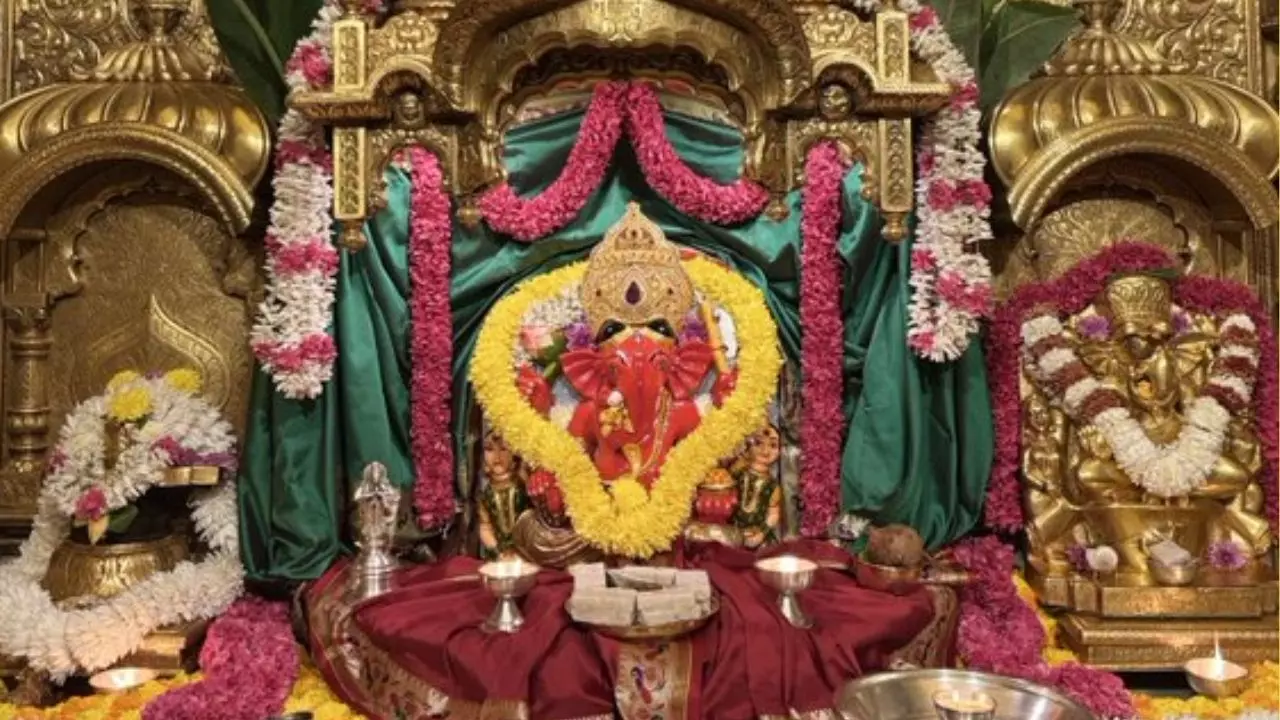 मिनी स्कर्ट में नहीं होंगे गणपति बप्पा के दर्शन! सिद्धिविनायक मंदिर में जारी नया ड्रेस कोड