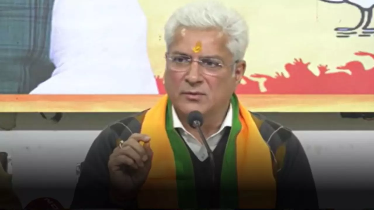 क्या सोच कर केजरीवाल ने सुरेंद्र भारद्वाज को मेरे सामने खड़ा किया? कैलाश गहलोत ने बताया क्यों छोड़ी AAP