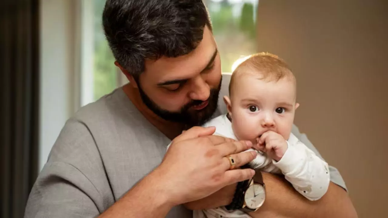 दो मर्द पैदा कर सकेंगे बच्चे!  इस देश ने किया अनोखा प्रयोग; वैज्ञानिकों के भी उड़े होश