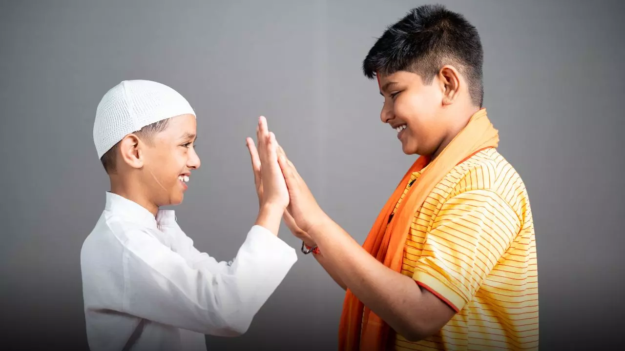 राजस्थान में धर्म परिवर्तन अब आसान नहीं! विधानसभा में पेश हुआ धर्मांतरण विरोधी विधेयक राजस्थान में धर्म परिवर्तन अब आसान नहीं! विधानसभा में पेश हुआ धर्मांतरण विरोधी विधेयक