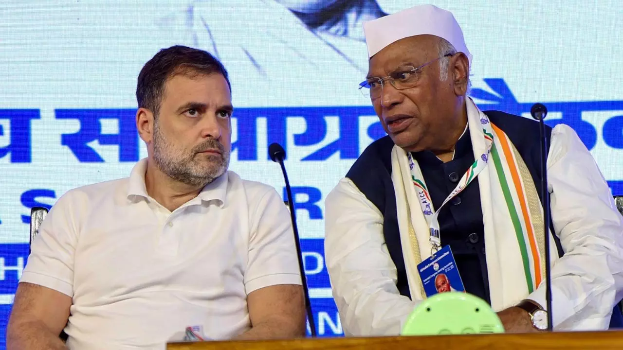 क्या है कांग्रेस की EAGLE टीम, दिल्ली चुनाव से पहले खड़गे का मास्टरप्लान, ये 8 दिग्गज करेंगे कमाल