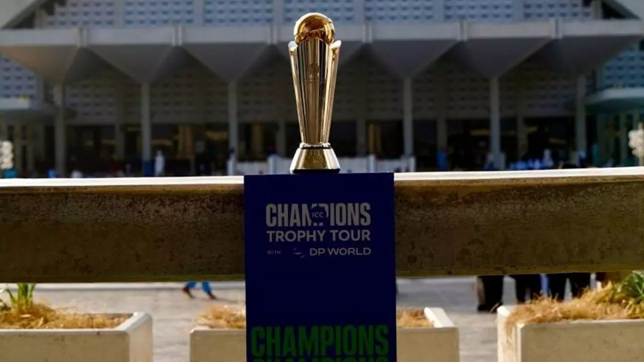 चैंपियंस ट्रॉफी 2025 के लिए पाकिस्तान की तैयारी पर सवाल, ICC ने PCB को क्यों दी स्पेशल छूट? चैंपियंस ट्रॉफी 2025 के लिए पाकिस्तान की तैयारी पर सवाल, ICC ने PCB को क्यों दी स्पेशल छूट?