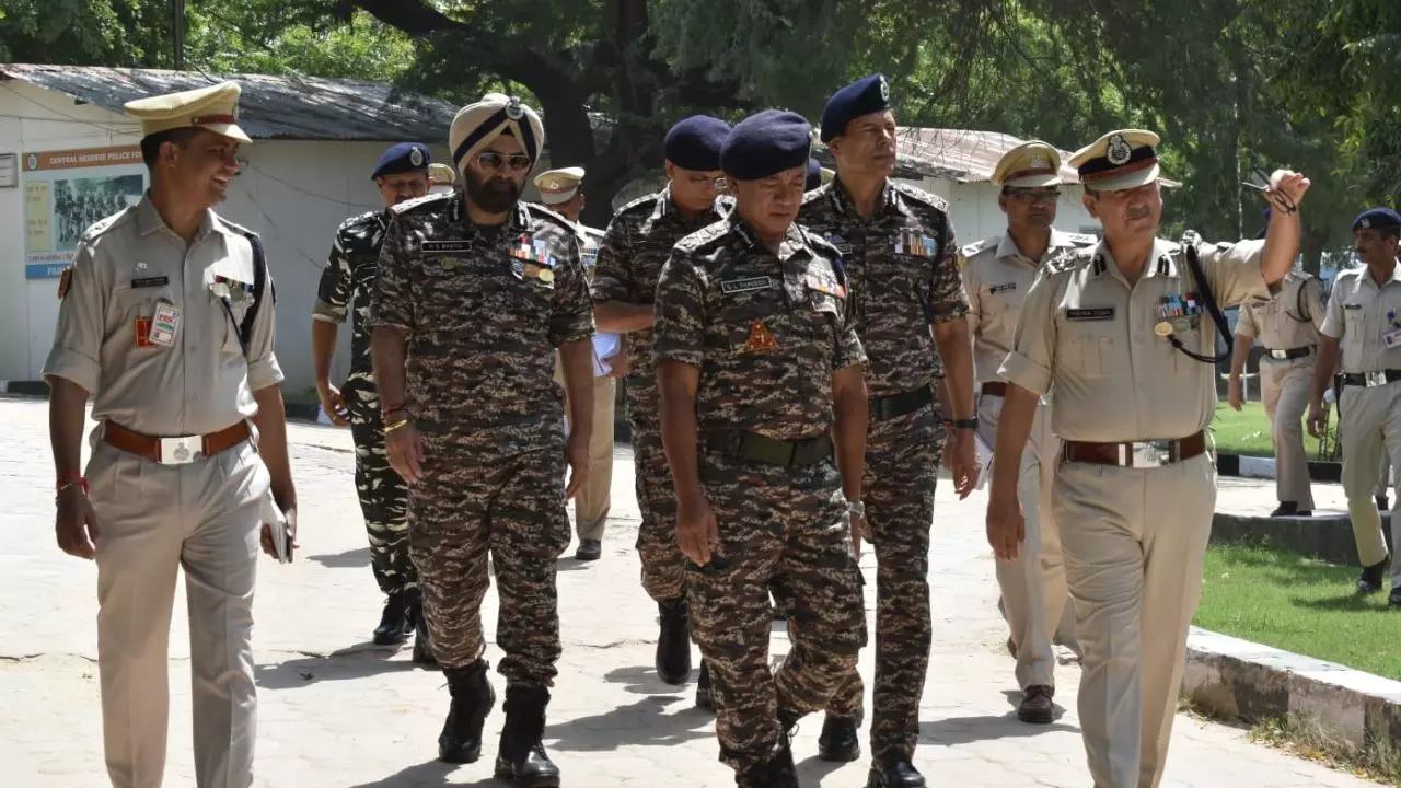 न पानी, न बिजली और शौचालय ओवरफ्लो... दिल्ली चुनाव की सुरक्षा में लगे CRPF जवानों का दर्द