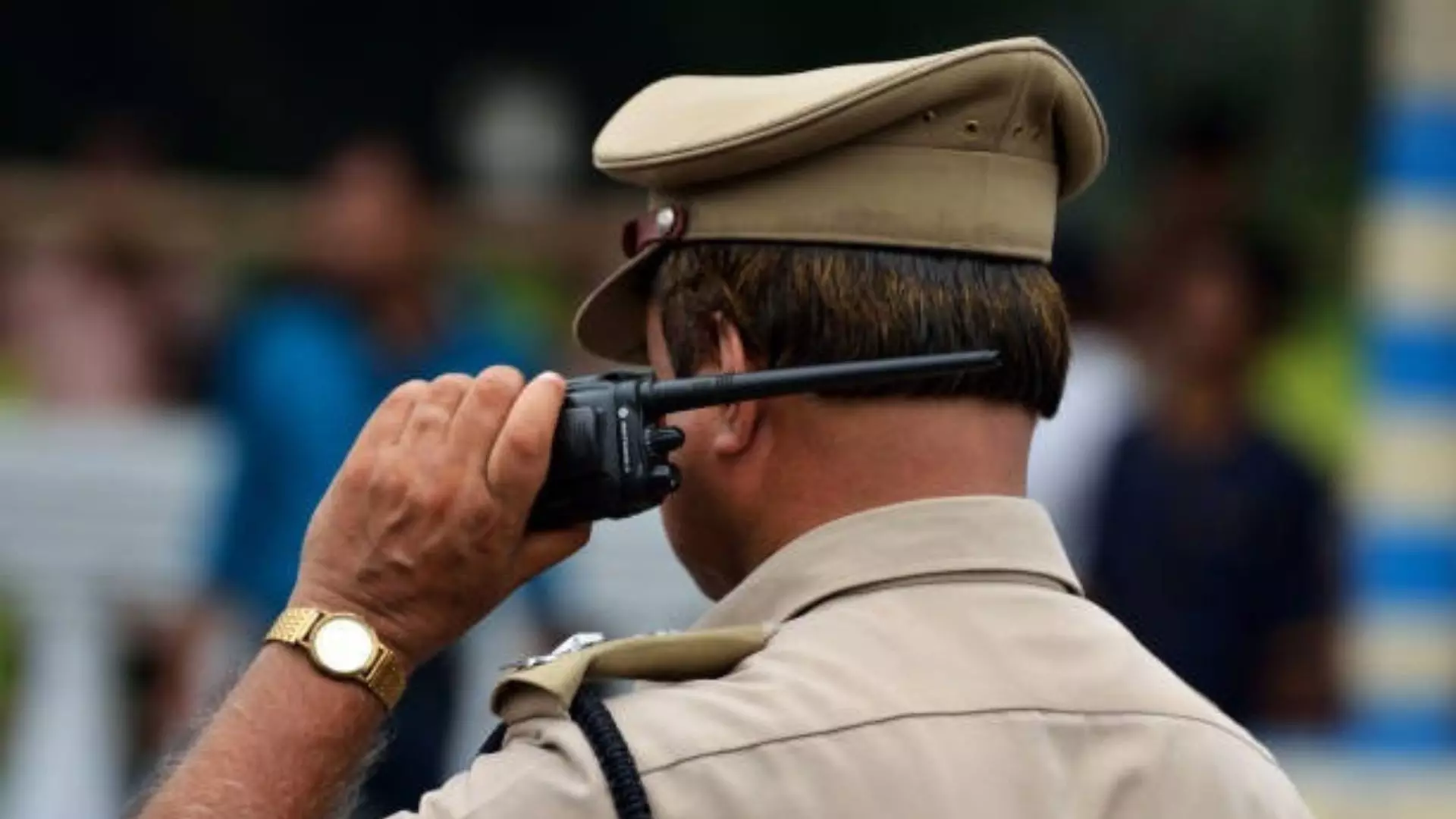 हरियाणा पुलिस के बेतुके सवालों से परेशान हुई महिला, कहा- पुलिस से ज्यादा अच्छे तो चोर हैं हरियाणा पुलिस के बेतुके सवालों से परेशान हुई महिला, कहा- पुलिस से ज्यादा अच्छे तो चोर हैं