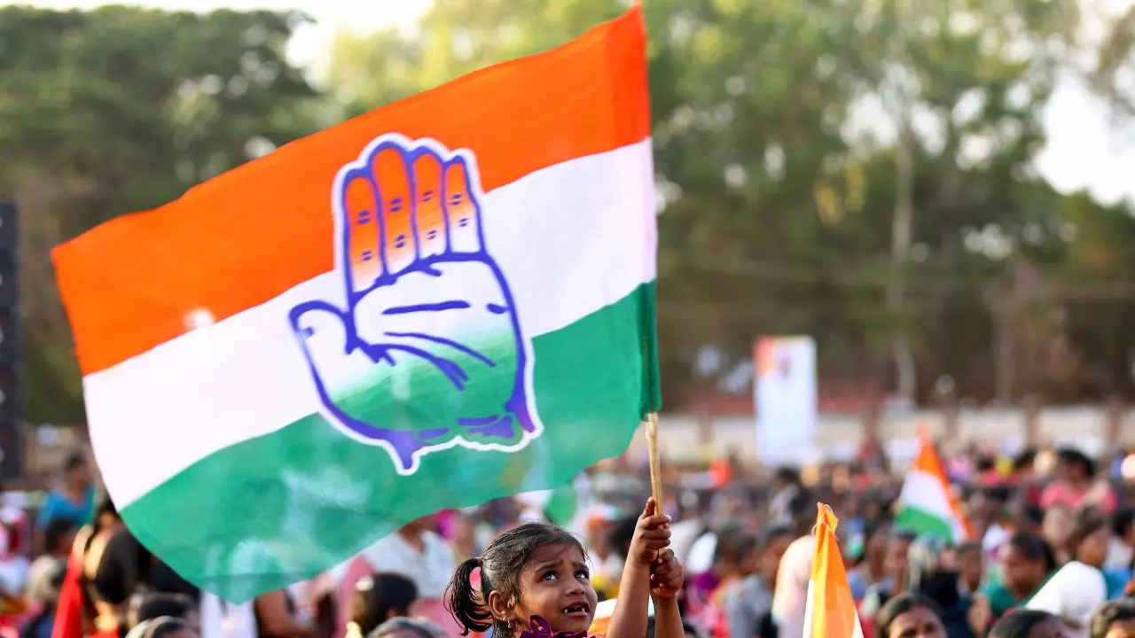 एग्जिट पोल्स में कांग्रेस को लगा बड़ा झटका, लगातार तीसरी बार नहीं खुलेगा खाता एग्जिट पोल्स में कांग्रेस को लगा बड़ा झटका, लगातार तीसरी बार नहीं खुलेगा खाता