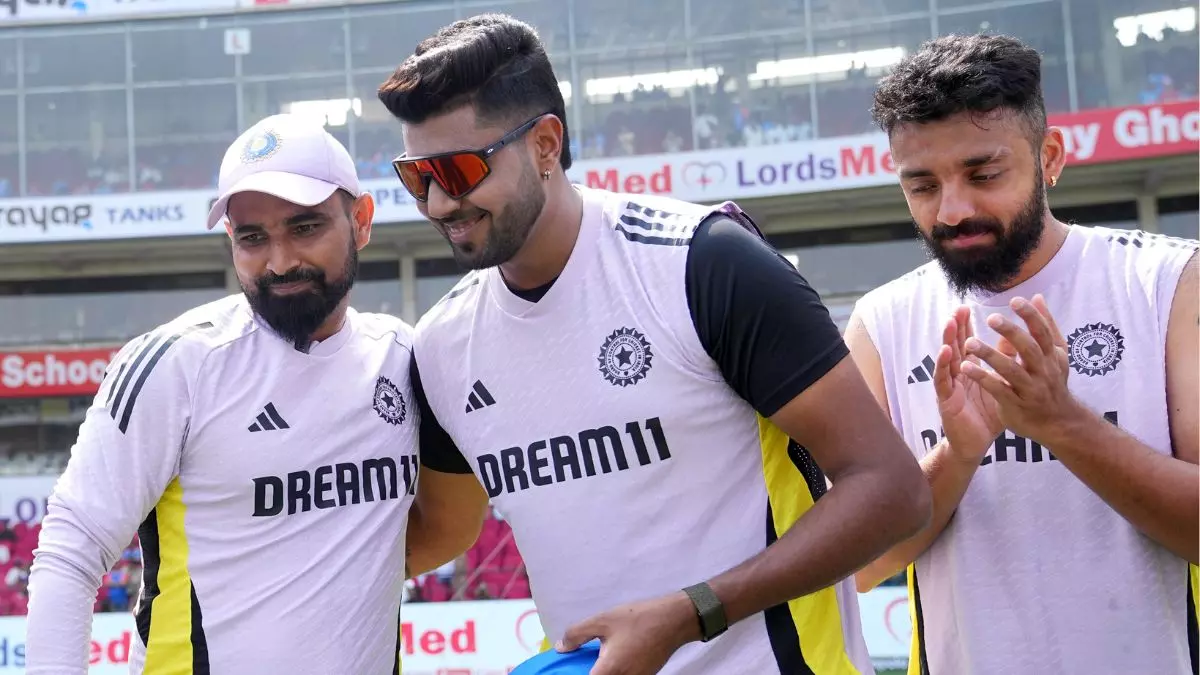 6,4,6,4... डेब्यू मैच में हर्षित राणा से फिल सॉल्ट ने वसूला लगान, दिन में दिखाए तारे 6,4,6,4... डेब्यू मैच में हर्षित राणा से फिल सॉल्ट ने वसूला लगान, दिन में दिखाए तारे