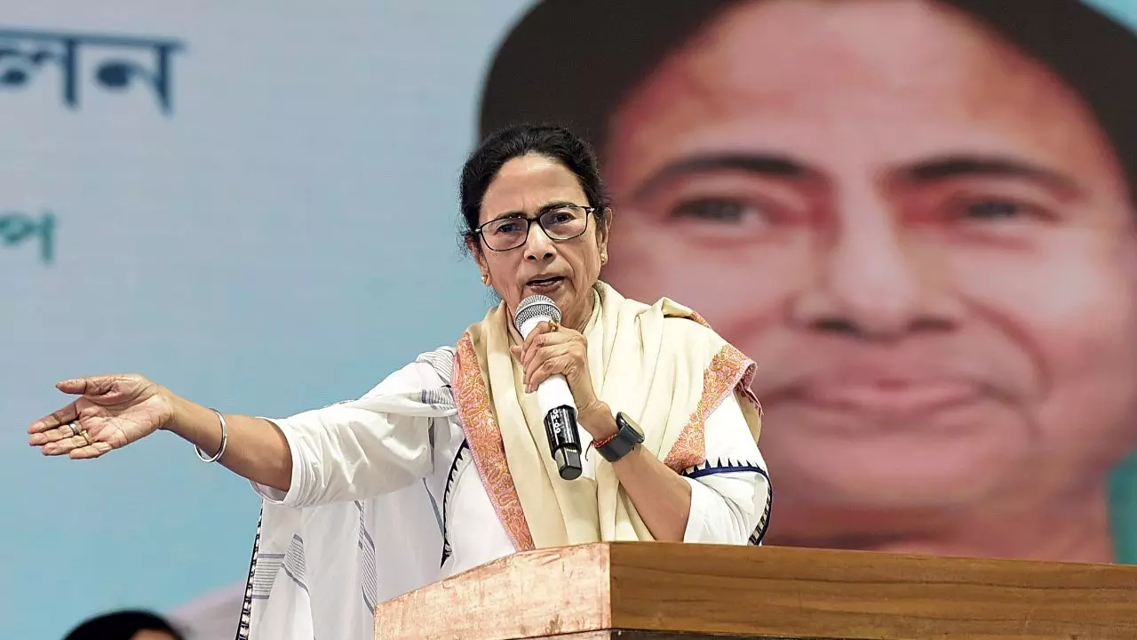 अब बांग्ला नाम से जाना जाएगा पश्चिम बंगाल? ममता सरकार की संसद से मांग