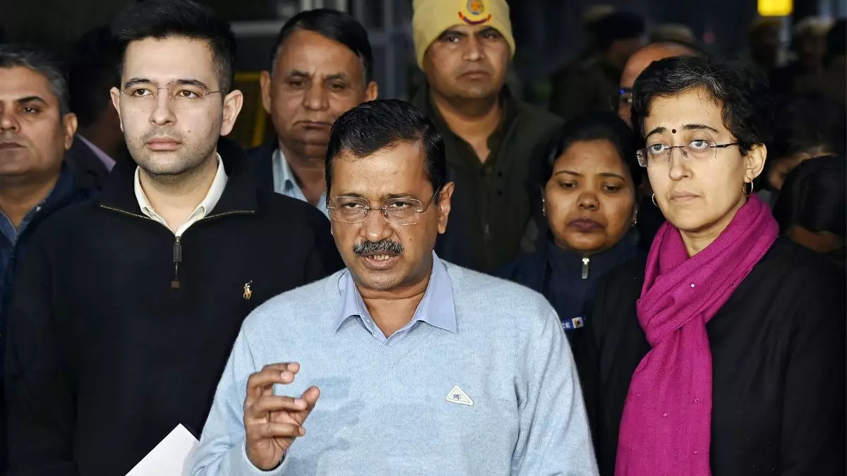 चुनाव आयोग ने बार-बार अनुरोध करने के बावजूद फॉर्म 17C और..., केजरीवाल का बड़ा आरोप