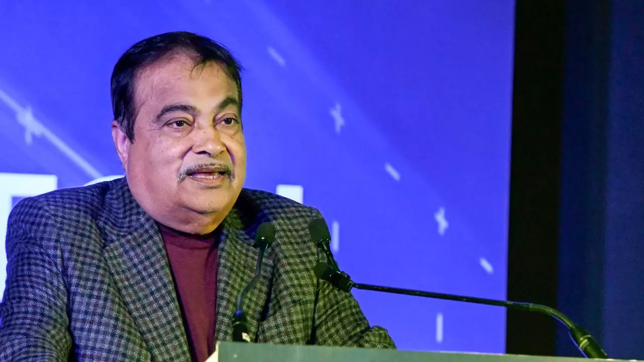 क्या खत्म हो जाएगा टोल सिस्टम या फिर सरकार लाएगी नई योजना, नितिन गडकरी ने किया बड़ा खुलासा!