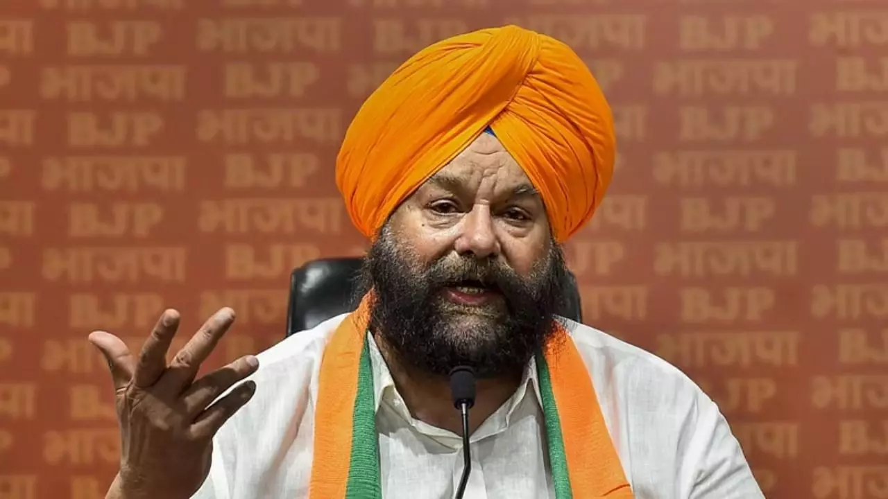 कौन हैं तरविंदर सिंह मारवाह जिन्होंने मनीष सिसौदिया को दी मात?