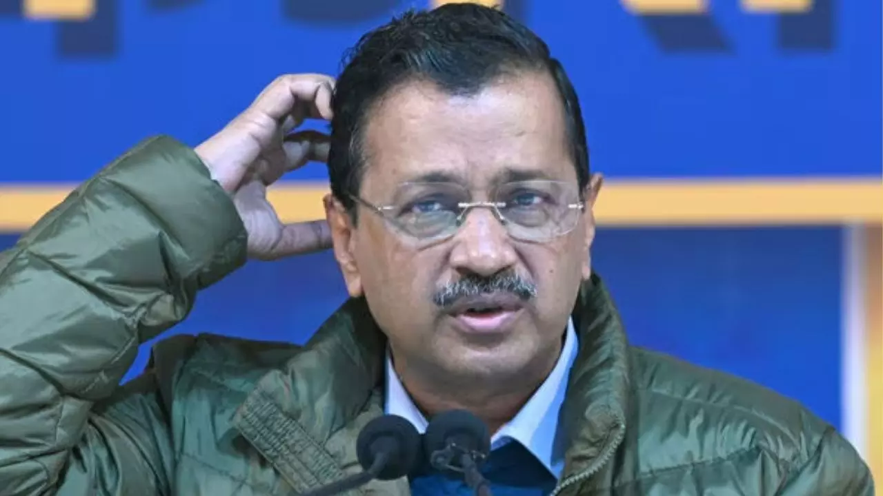 दिल्ली में हार के बाद अब क्या करेंगे केजरीवाल? इन पांच मुसीबतों में घिर सकते हैं AK