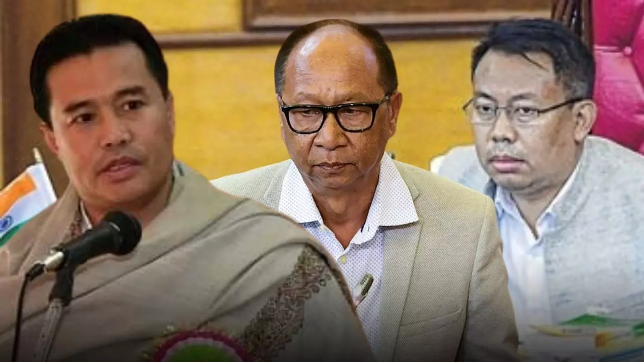 कौन हो सकता है मणिपुर का अगला CM? इन तीन नामों को लेकर चर्चा हुई तेज, पहुंचे संबित पात्रा कौन हो सकता है मणिपुर का अगला CM? इन तीन नामों को लेकर चर्चा हुई तेज, पहुंचे संबित पात्रा