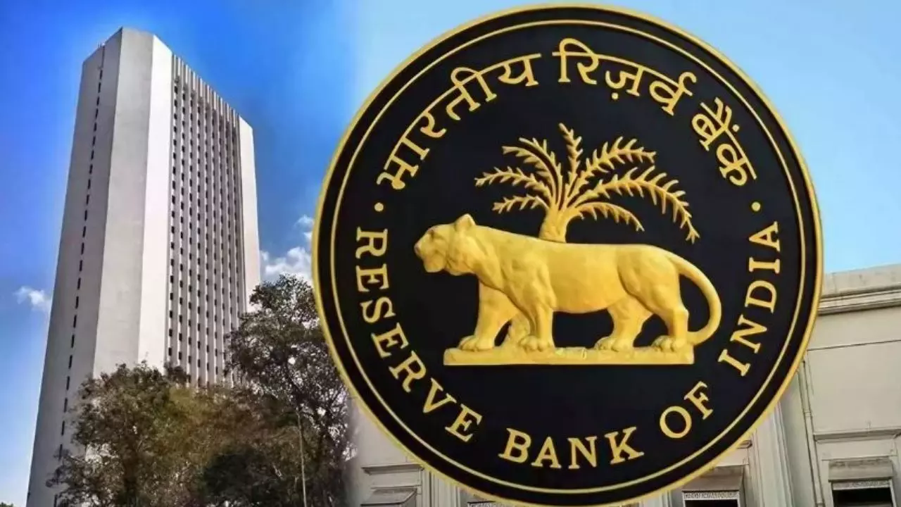 कहीं इस बैंक में तो नहीं आपका अकाउंट, RBI ने किया बैन; अब क्या होगा आपके पैसे का?
